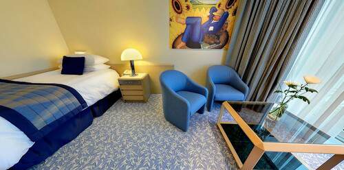 Fred Olsen Balmoral - Single Balcony Suite, JB.jpg